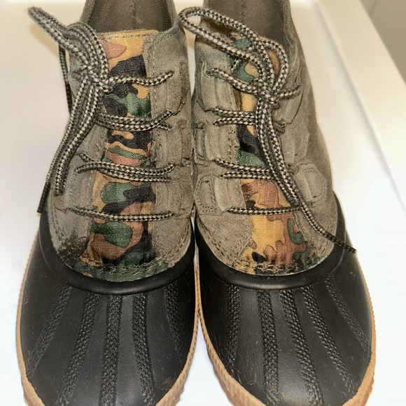 Sorel Olive and Black Lace-Up Boots - Picture 2 of 9
